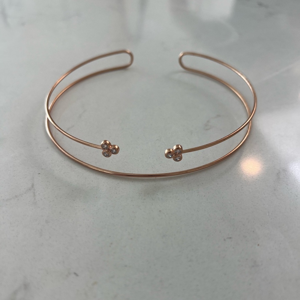 Argentina Vivo Flower Slip On Choker